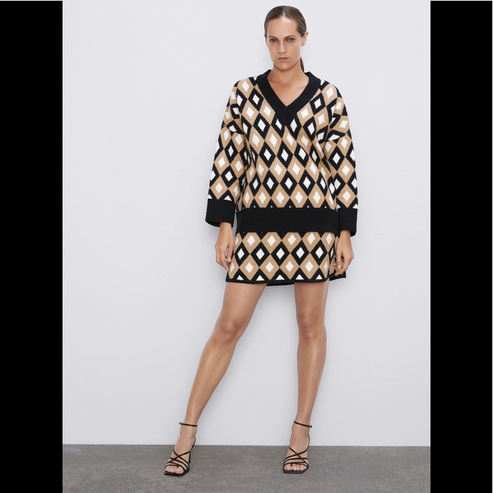 ZARA PATTERNED JACQUARD SWEATER & SKIRT SET